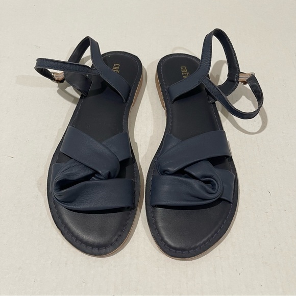 Women’s Crevo Lark Blue Leather Sandals Size 8.5 US! - Picture 4 of 10